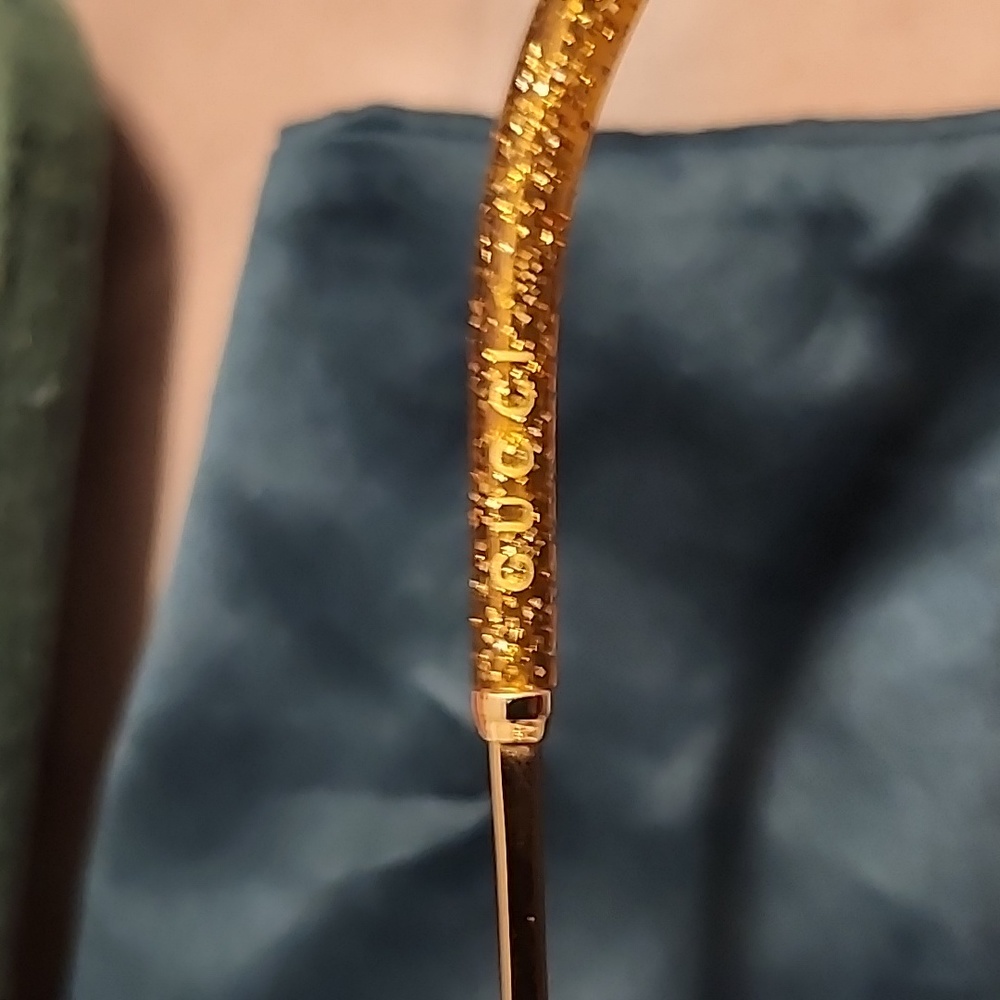 Gucci Sunglasses - Picture 6 of 8